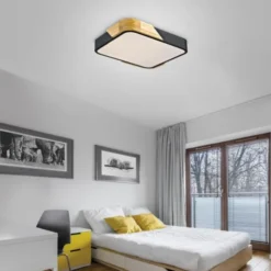 LED Deckenleuchte quadratisch schwarz mit Holzdekor zeitloses Design