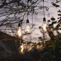 LED Pendelleuchte, schwarz, spritzwassergeschützt, modern