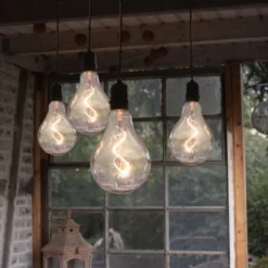 LED Pendelleuchte, schwarz, spritzwassergeschützt, modern