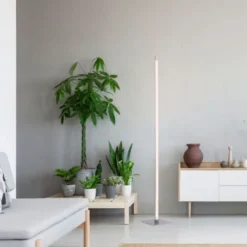 LED Stehleuchte, Touchdimmer, warmweiß