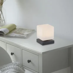 LED Tischleuchte anthrazit farbig Würfelform Touchdimmer zeitloses Design