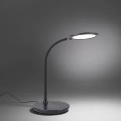 LED-Tischleuchte, schwarz, stufenlos Dimmbar, CCT, inkl. Ladestation für Smartphone