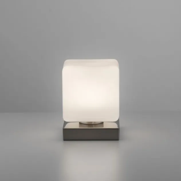 LED Tischleuchte silber farbig Würfelform Touchdimmer zeitloses Design